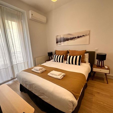 Amazing 3Bd 3Bth With 9 Balconies By Madrid4You Apartments 외부 사진