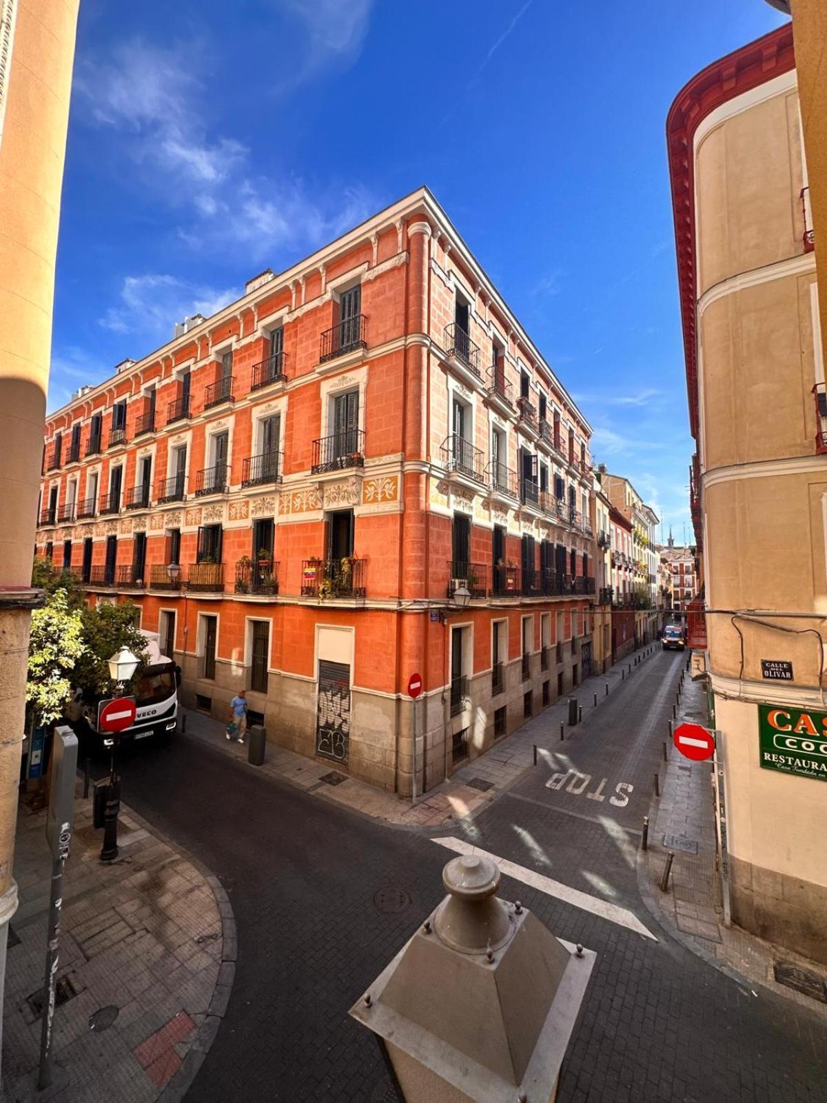 Amazing 3Bd 3Bth With 9 Balconies By Madrid4You Apartments 외부 사진